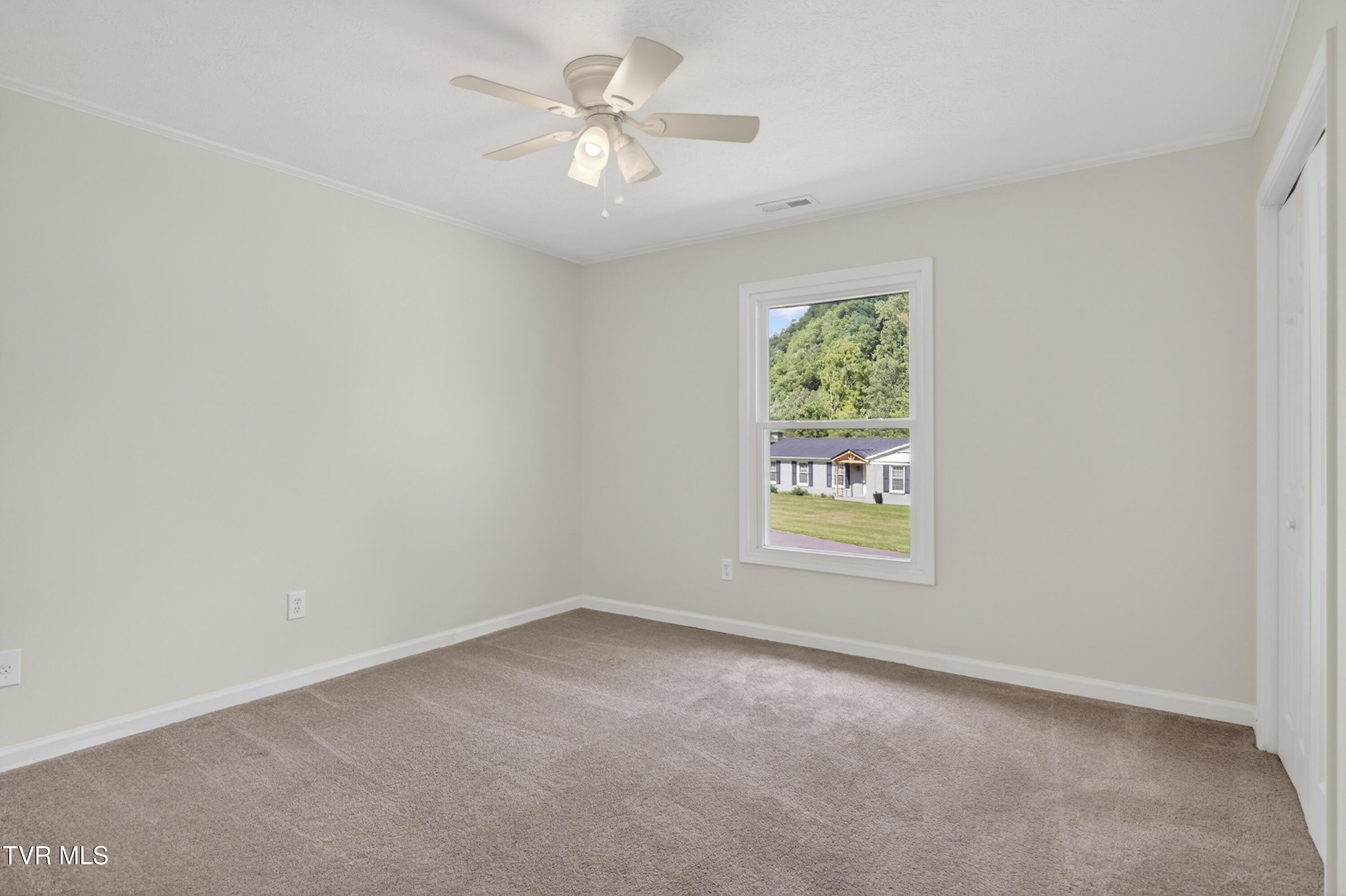142 Backer Lane Damascus, VA 24236 - Photo 31 of 67 142-Backer-Ln-Damascus-VA Cynthia-Routon