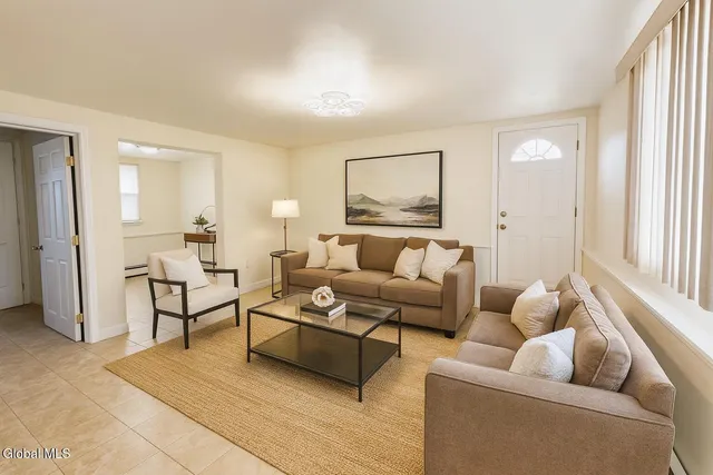 $349,900 | 32 Homestead Drive, Colonie, NY 12110