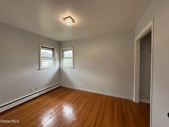 $349,900 | 32 Homestead Drive, Colonie, NY 12110