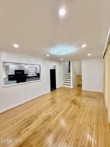 $349,900 | 32 Homestead Drive, Colonie, NY 12110