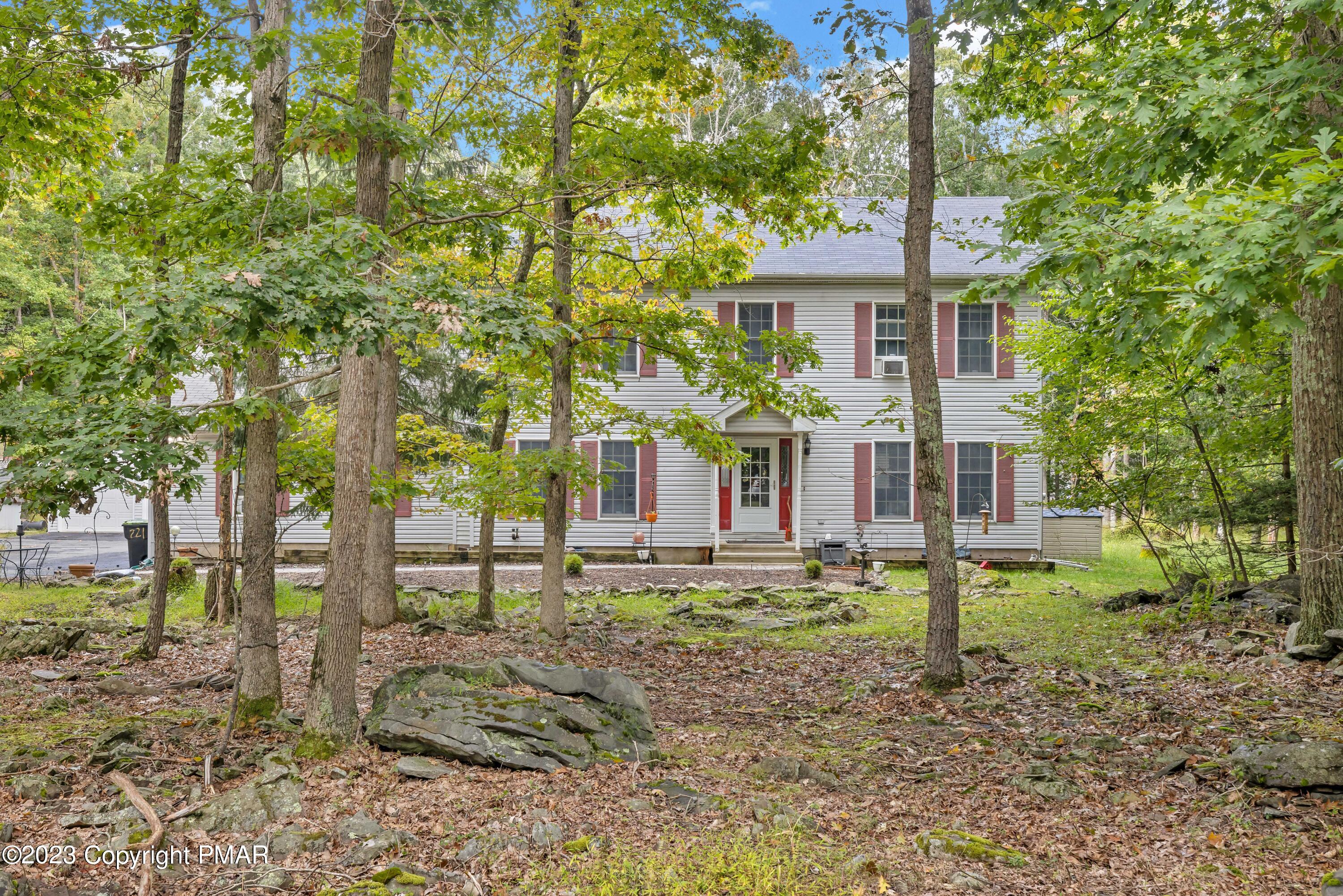 221 Powder Horn Road Henryville, PA 18332 - Photo 3 of 53 Photo-2
