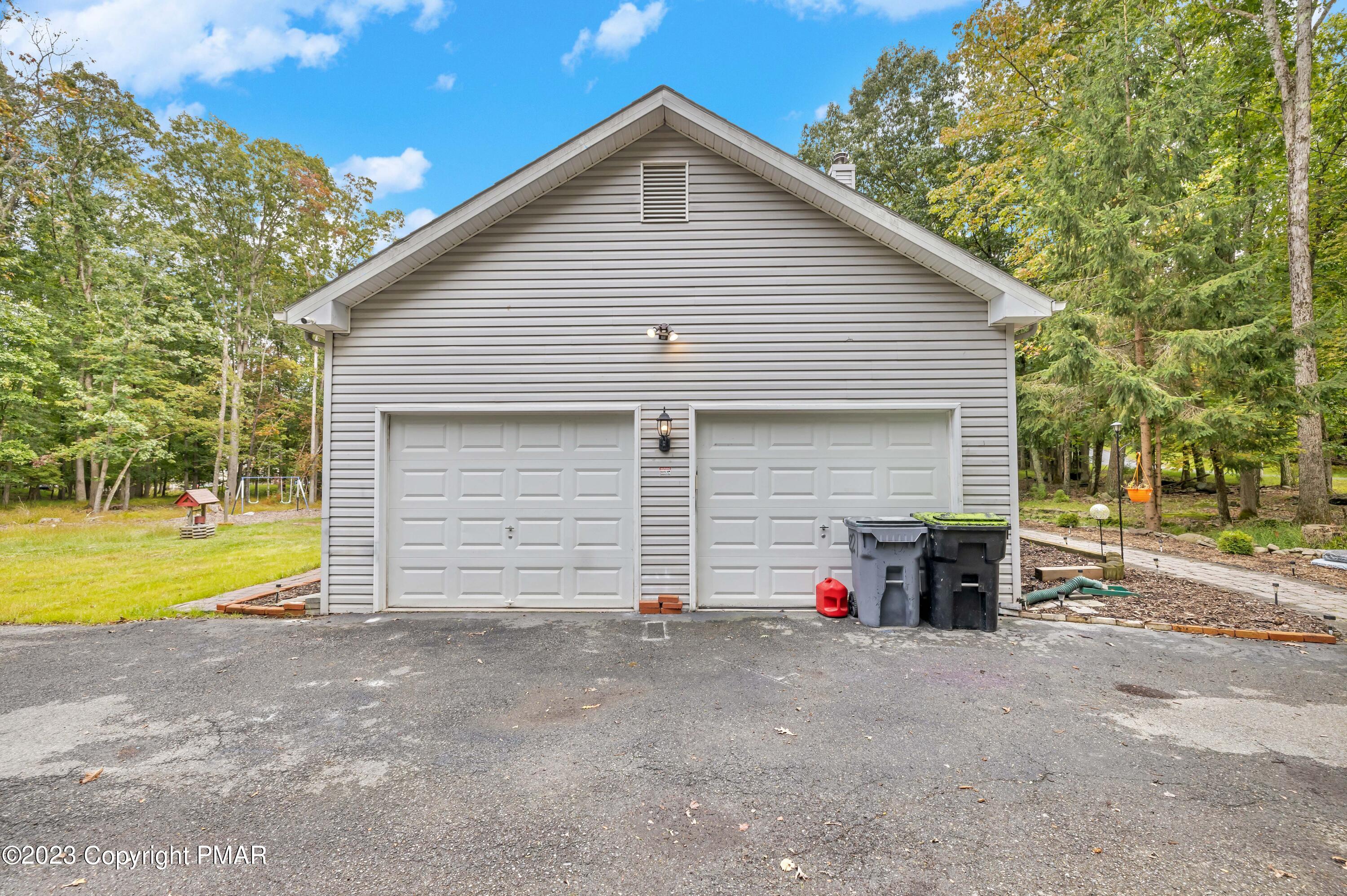 221 Powder Horn Road Henryville, PA 18332 - Photo 40 of 53 2 Car Attached Garage