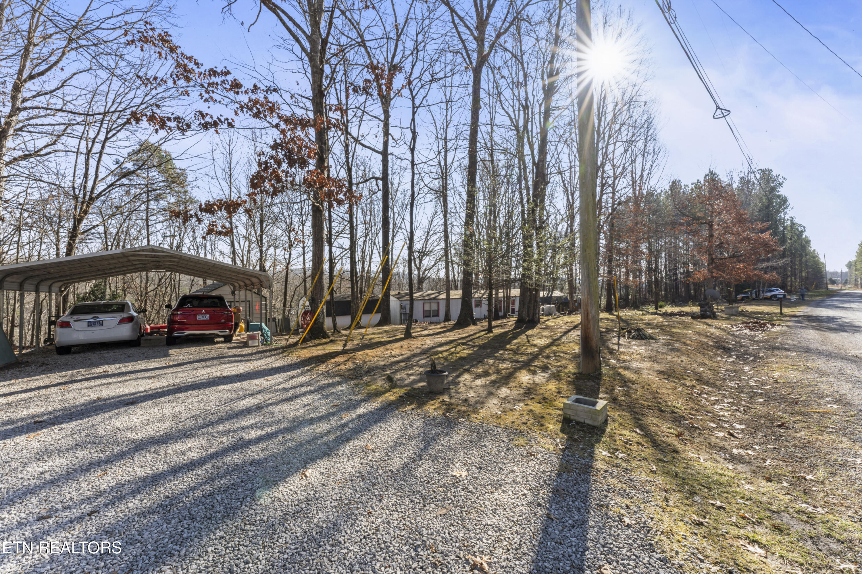 1305 Grievers Chapel Road Rockwood, TN 37854 - Photo 7 of 32 print_quality-DSC09877