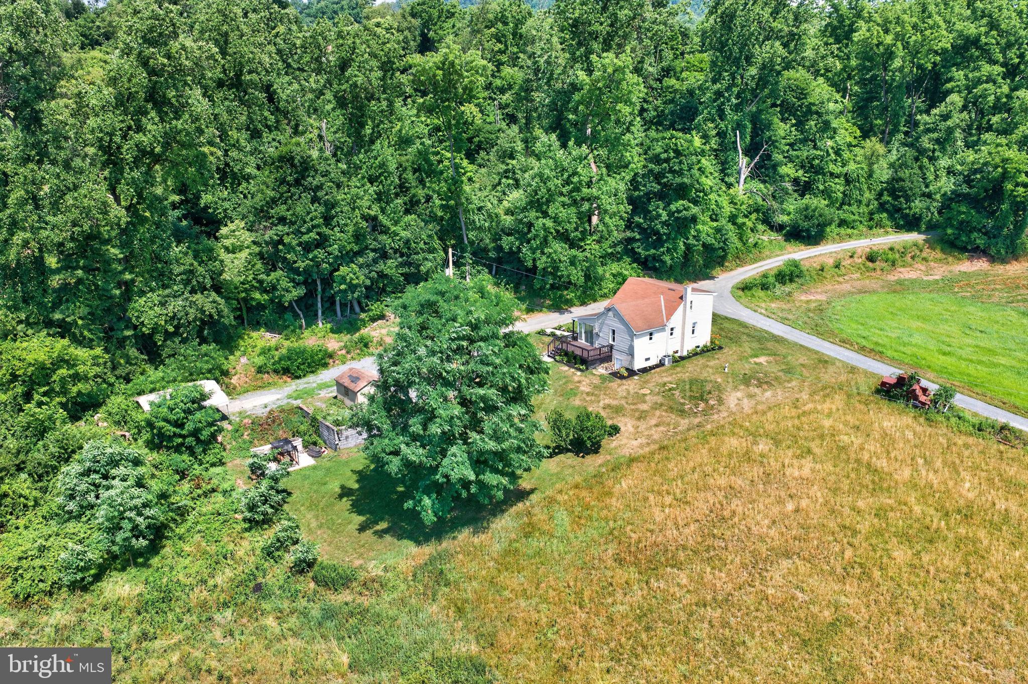 140 Limekiln Road Reading, PA 19606 - Photo 8 of 37