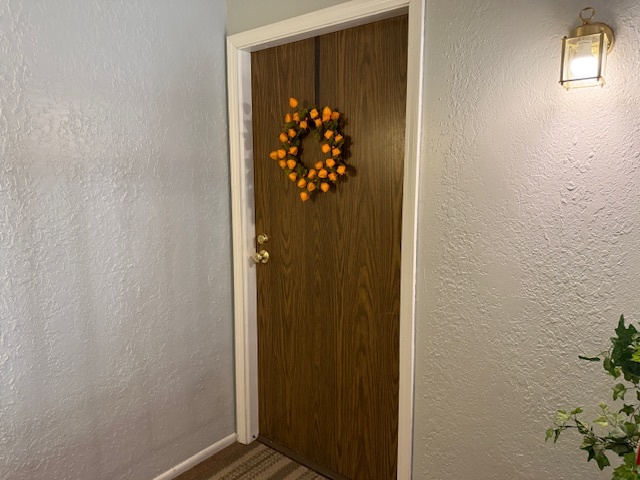 310 Oak Meadow Court, Unit D2 Schaumburg, IL 60193 - Photo 2 of 19