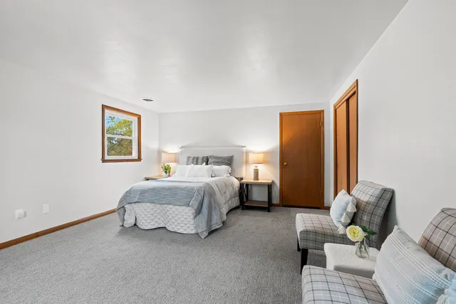 $312,000 | 1322 West 5th Avenue, Oshkosh, WI 54902