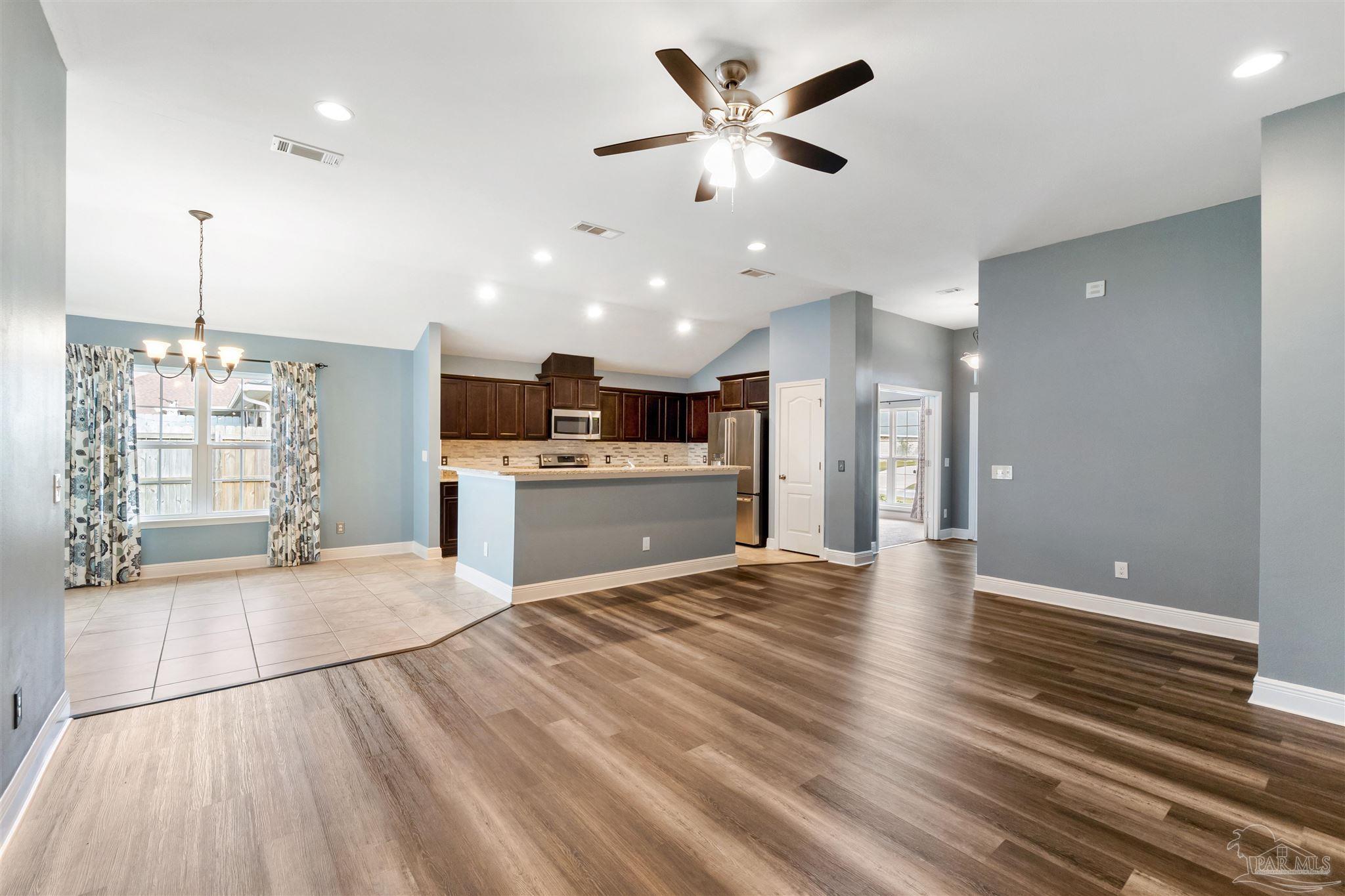 7389 Farmers Road Pensacola, FL 32526 - Photo 8 of 53