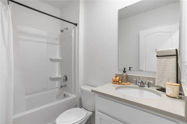 $2,500 | 1173 Alstonia Lane, Mount Dora, FL 32757