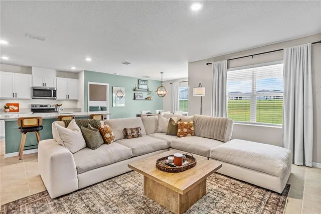 $2,500 | 1173 Alstonia Lane, Mount Dora, FL 32757