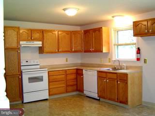 605 Point Road Wernersville, PA 19565 - Photo 3 of 6 Gallery Image 3