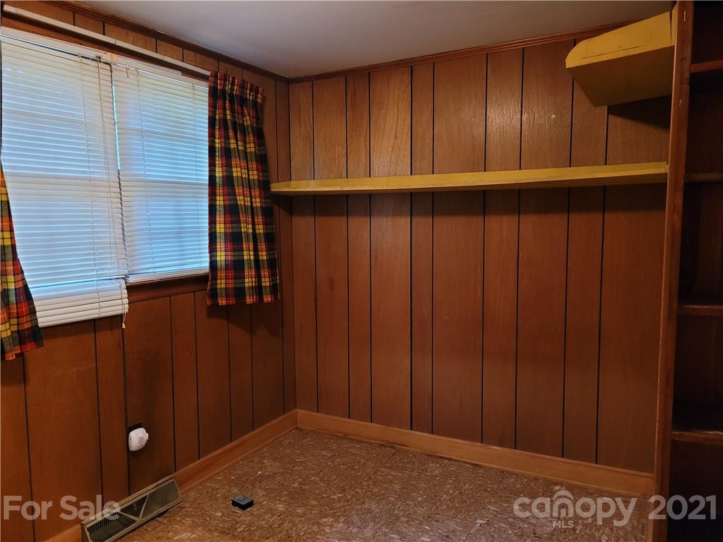 511 Flynn Road Rutherfordton, NC 28139 - Photo 15 of 32