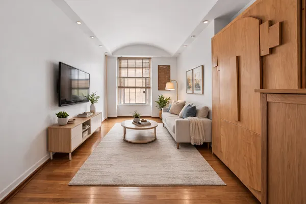 $305,000 | 114 East 98th Street, Unit 1W | Upper East Side