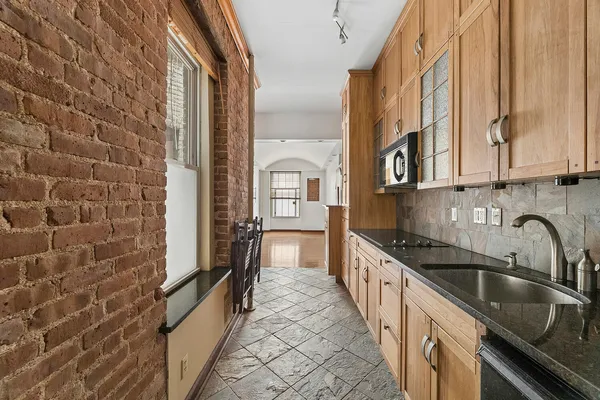 $305,000 | 114 East 98th Street, Unit 1W | Upper East Side
