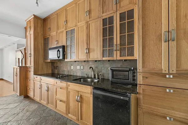 $305,000 | 114 East 98th Street, Unit 1W | Upper East Side