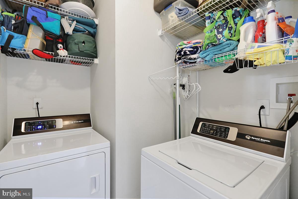 103 Eagles Lane Reading, PA 19608 - Photo 23 of 42 a utility room with dryer and washer