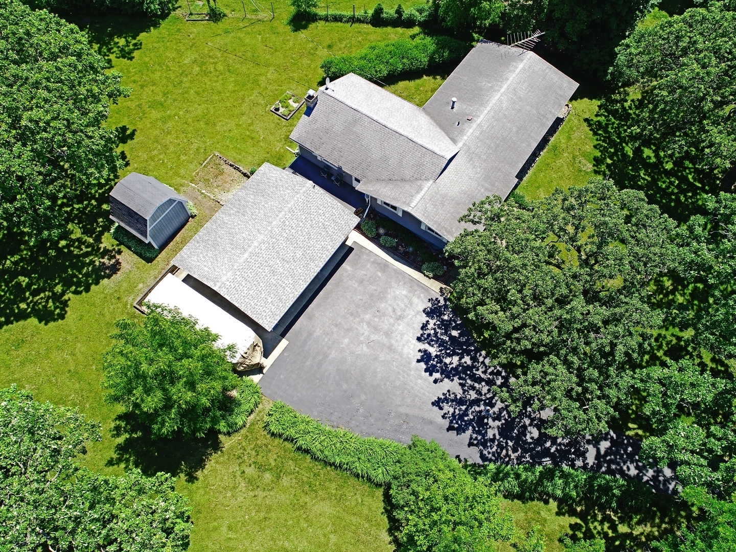 1210 Berwyn Street Spring Grove, IL 60081 - Photo 3 of 26