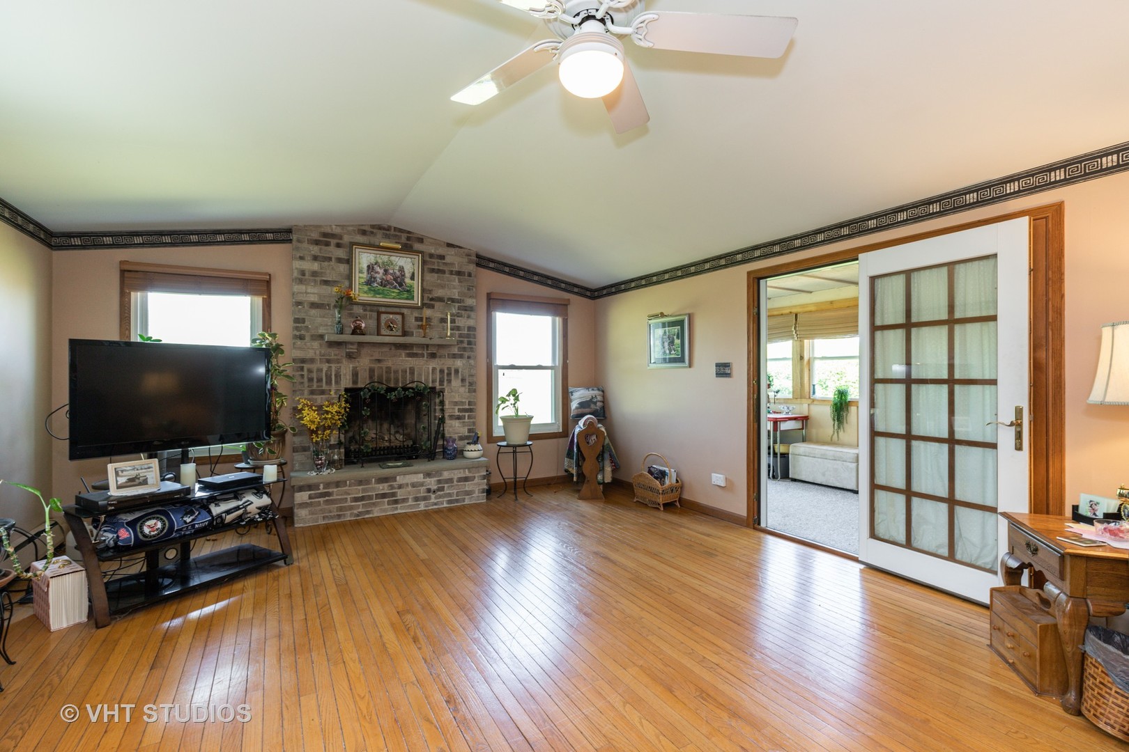 1210 Berwyn Street Spring Grove, IL 60081 - Photo 6 of 26