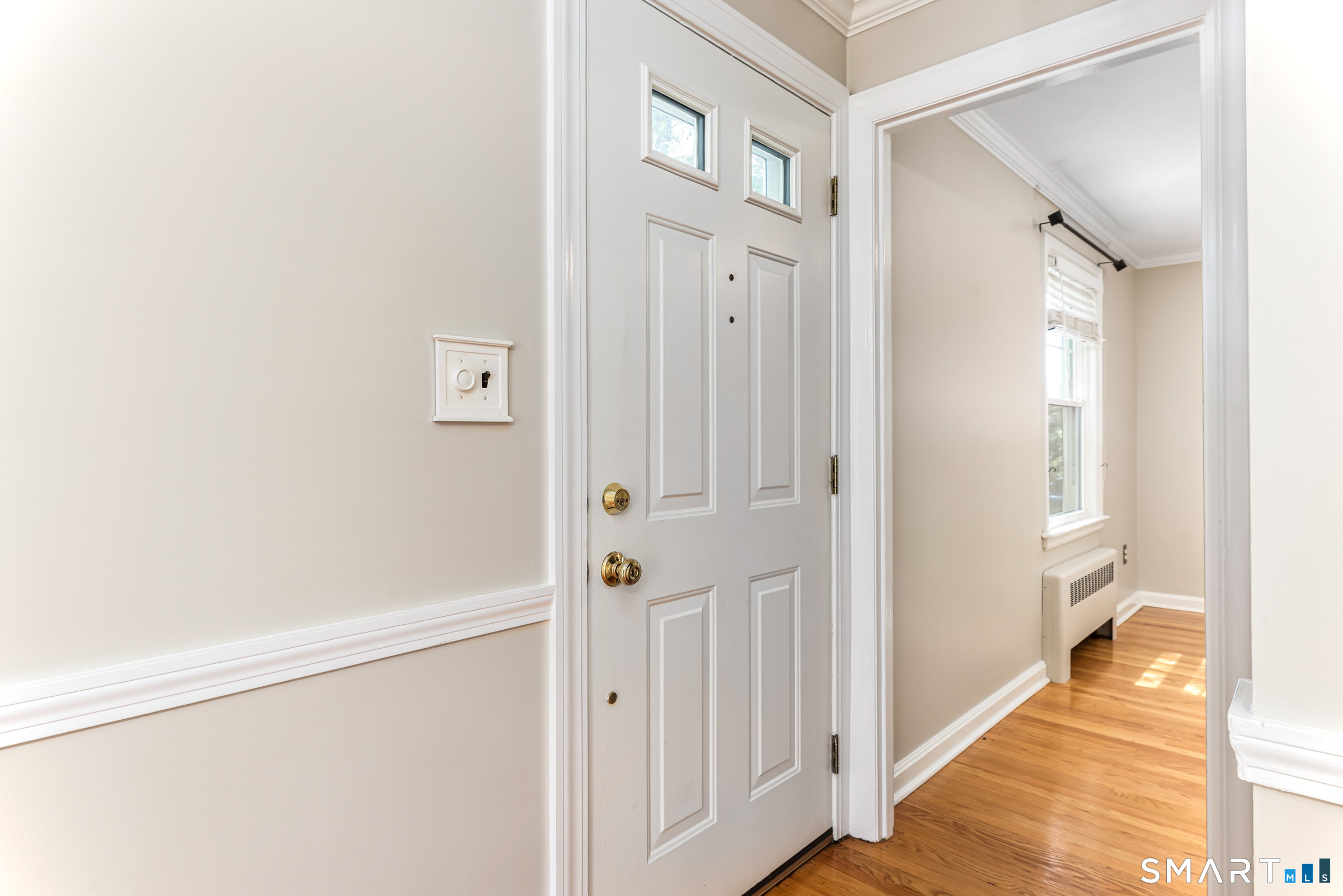 87 Spring Street Windsor Locks, CT 06096 - Photo 4 of 35