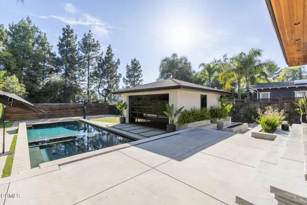 $14,995 | 620 Houseman Street, La Canada Flintridge, CA 91011