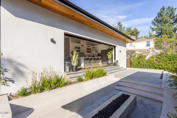 $14,995 | 620 Houseman Street, La Canada Flintridge, CA 91011