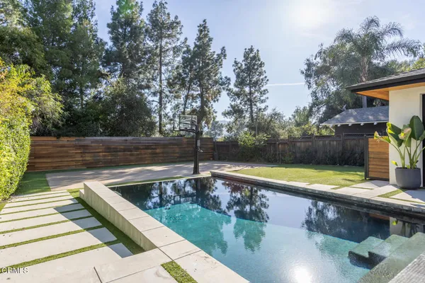 $14,995 | 620 Houseman Street, La Canada Flintridge, CA 91011