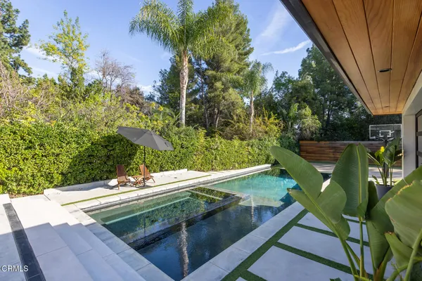 $14,995 | 620 Houseman Street, La Canada Flintridge, CA 91011