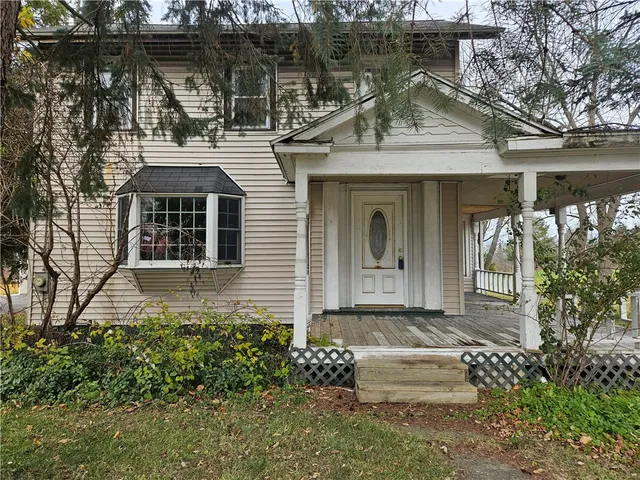 $99,900 | 9164 Highway 5, West Bloomfield, NY 14469