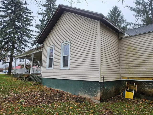 $99,900 | 9164 Highway 5, West Bloomfield, NY 14469