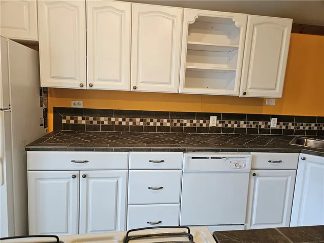 $99,900 | 9164 Highway 5, West Bloomfield, NY 14469