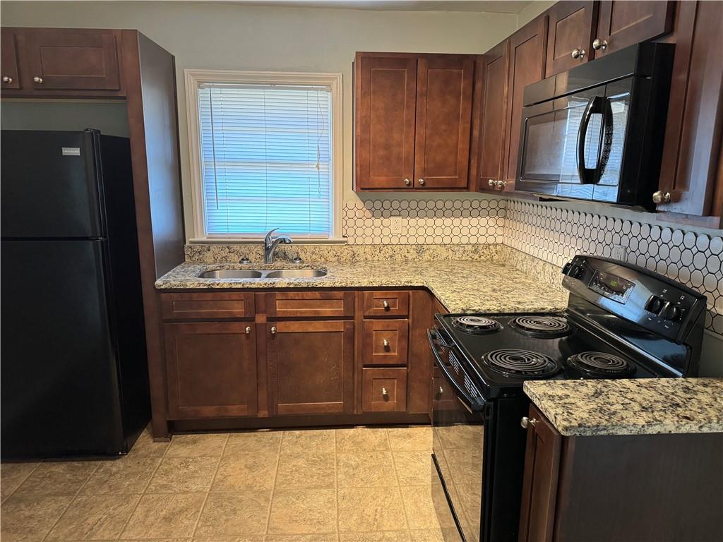 2157 Settle Circle Southeast Atlanta, GA 30316 - Photo 4 of 17