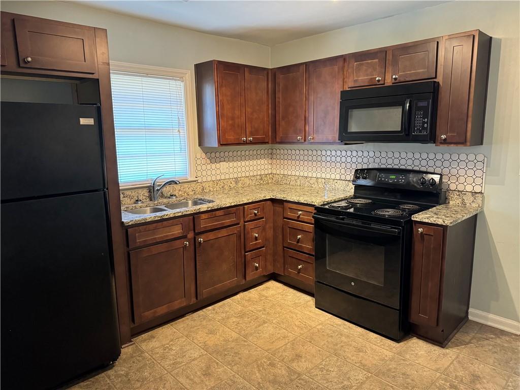 2157 Settle Circle Southeast Atlanta, GA 30316 - Photo 7 of 17