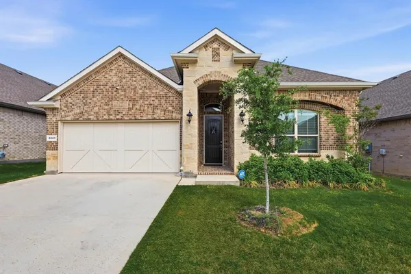 $455,000 | 3021 Lionsgate Drive, Argyle, TX 76226