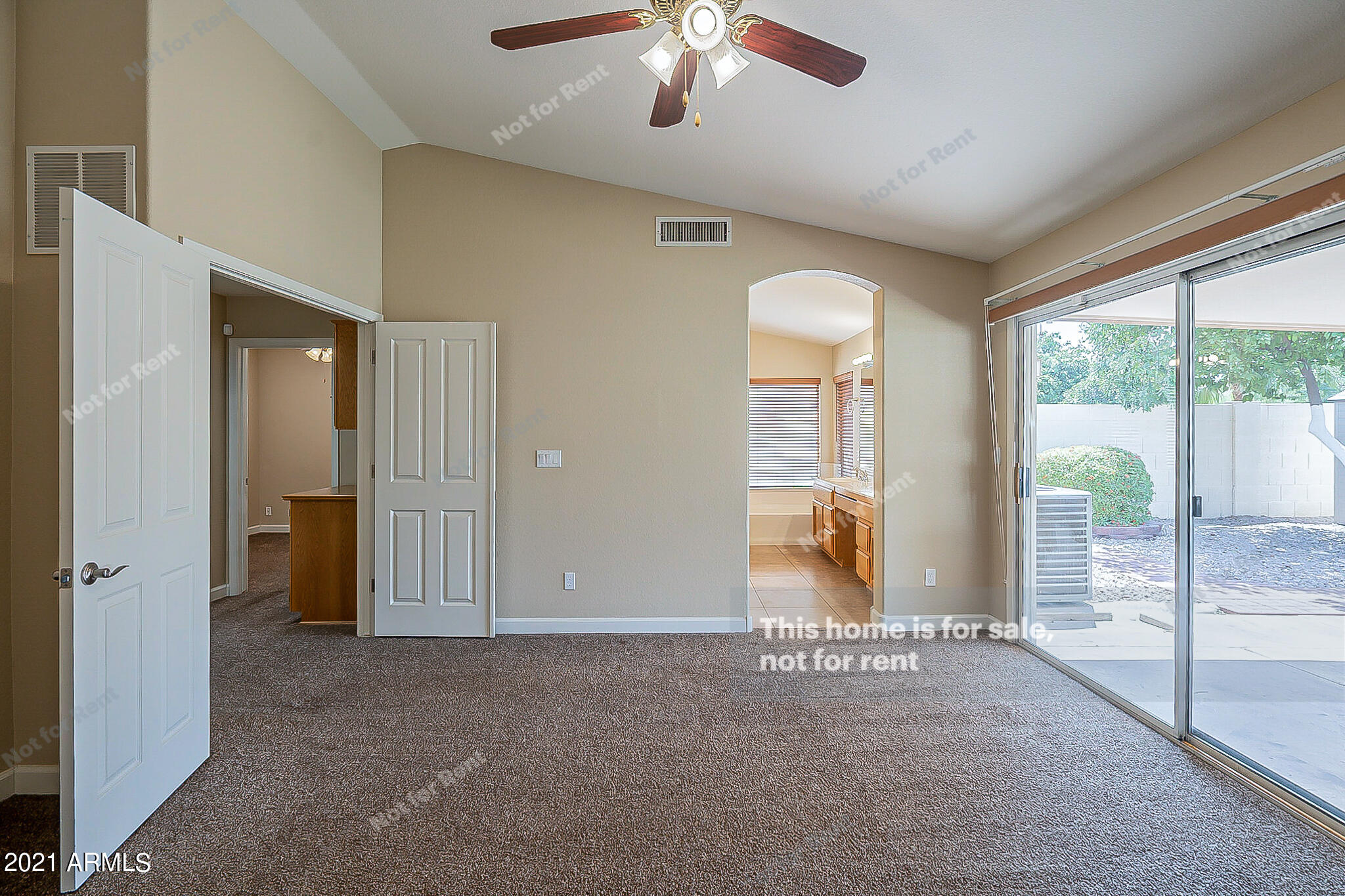 3639 East Utopia Road Phoenix, AZ 85050 - Photo 15 of 28 listing_12
