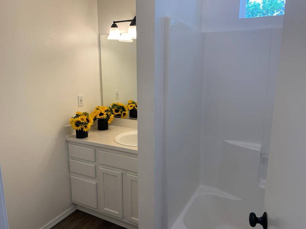 909 South Oberlin Road Spokane Valley, WA 99206 - Photo 10 of 18