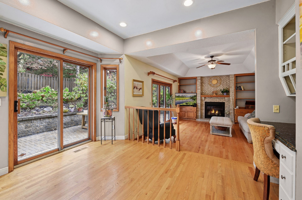 6221 Mallory Lane Eden Prairie, MN 55346 - Photo 18 of 48