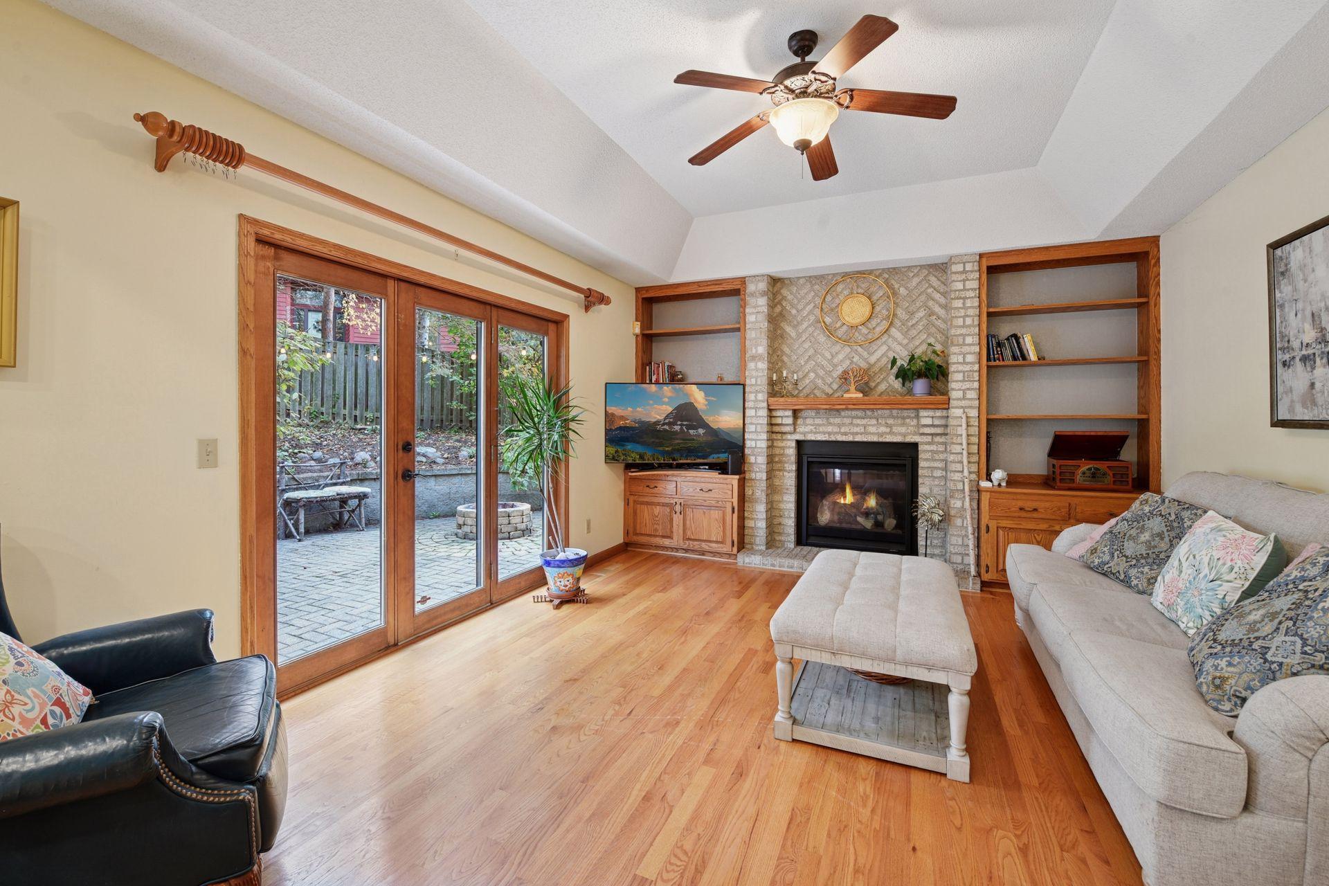 6221 Mallory Lane Eden Prairie, MN 55346 - Photo 19 of 48