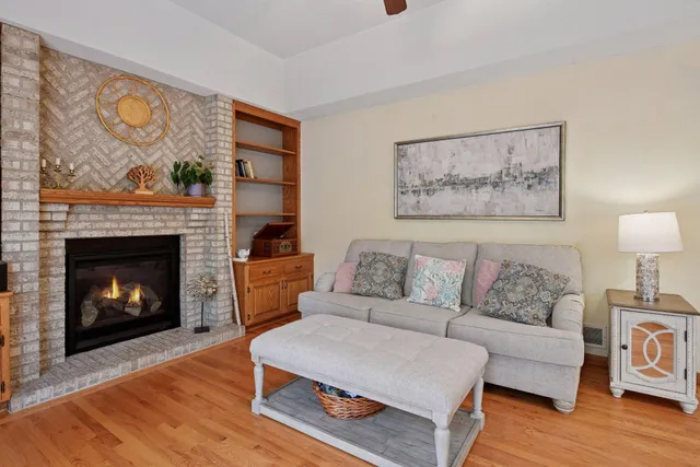 $669,900 | 6221 Mallory Lane, Eden Prairie, MN 55346