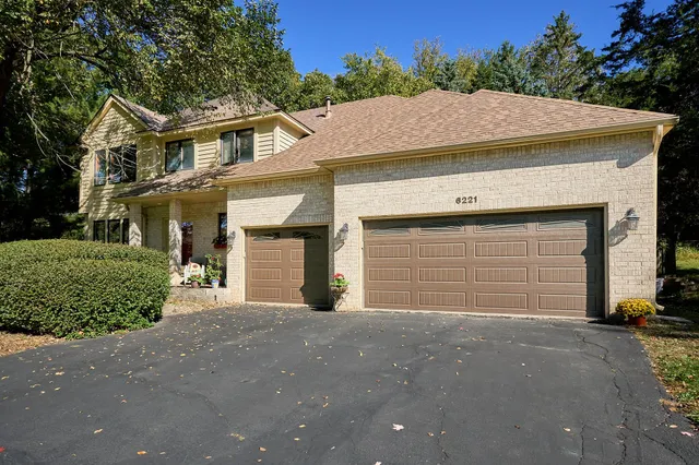 $669,900 | 6221 Mallory Lane, Eden Prairie, MN 55346