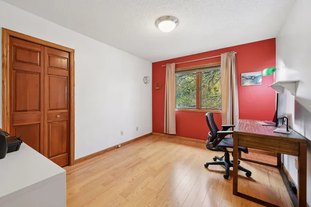 $669,900 | 6221 Mallory Lane, Eden Prairie, MN 55346