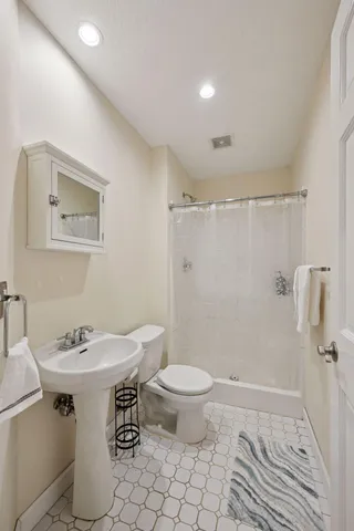 $669,900 | 6221 Mallory Lane, Eden Prairie, MN 55346