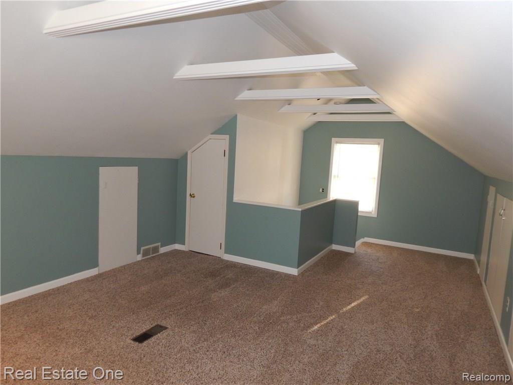 2436 Harvard Road Berkley, MI 48072 - Photo 24 of 35 Master bedroom