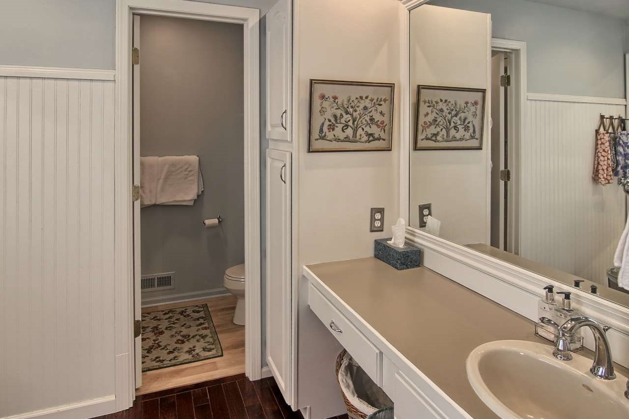 2840 Holiday Pines Road Traverse City, MI 49686 - Photo 18 of 48 1824019-17.JPG