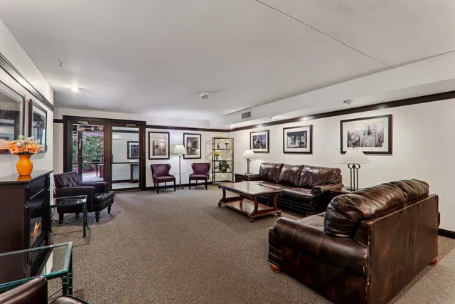 $240,000 | 801 79th Street, Unit 405, Darien, IL 60561