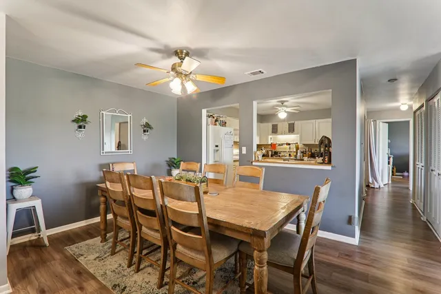 $240,000 | 801 79th Street, Unit 405, Darien, IL 60561