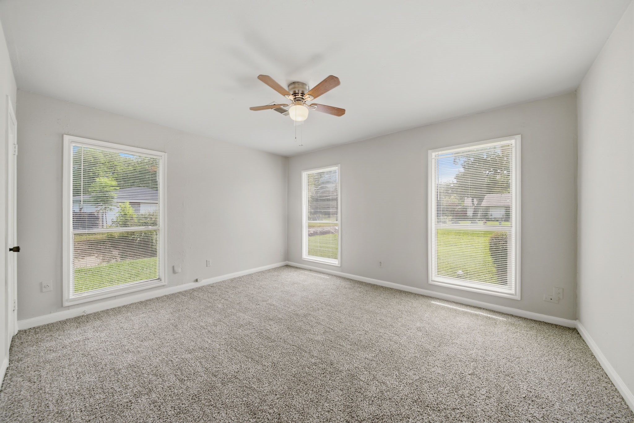 1413 George Street Pasadena, TX 77502 - Photo 7 of 12