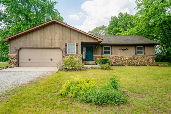 $399,900 | 1809 West 900th Street North, Wheatfield, IN 46392