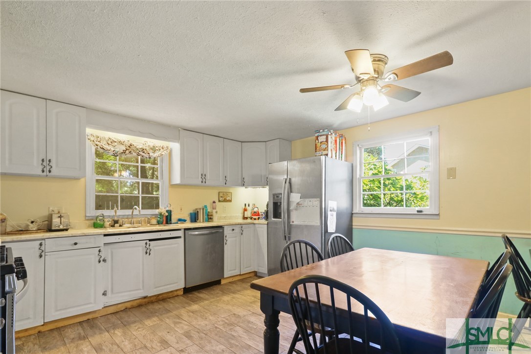 5607 La Roche Avenue Savannah, GA 31406 - Photo 15 of 30