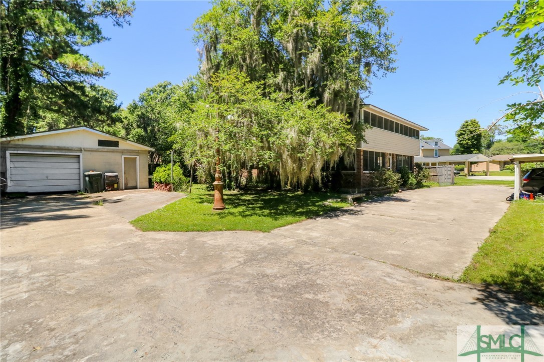 5607 La Roche Avenue Savannah, GA 31406 - Photo 4 of 30