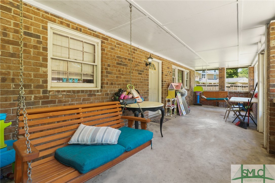 5607 La Roche Avenue Savannah, GA 31406 - Photo 9 of 30