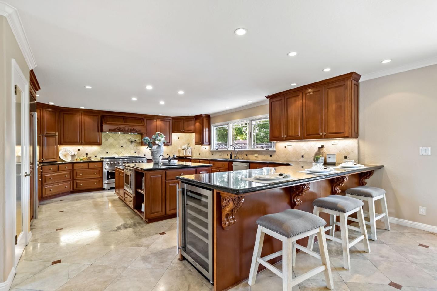 945 Reed Avenue Sunnyvale, CA 94086 - Photo 9 of 69